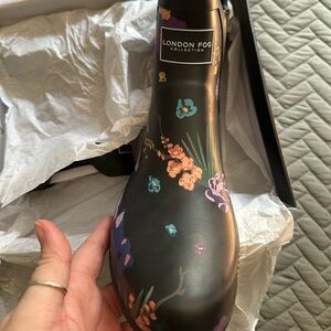 London Fog Black and Floral Rain Boots